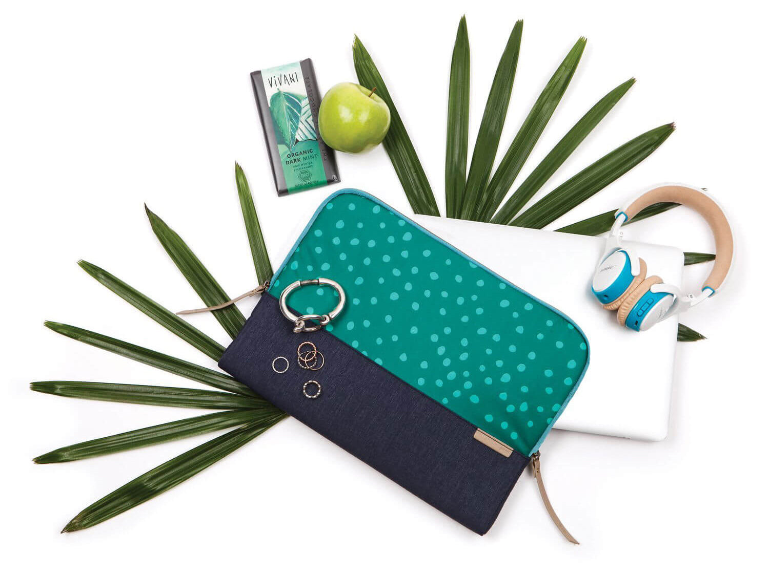 STM Grace Sleeve for MacBook Pro 16″ Blue / Green