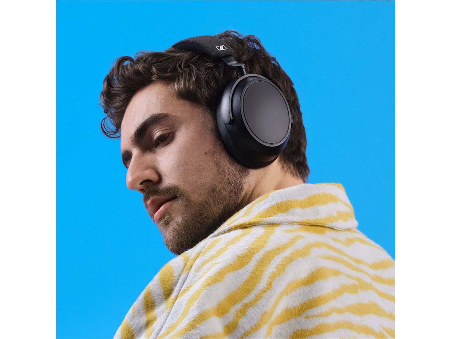 Sennheiser MOMENTUM 4 Wireless - Черни