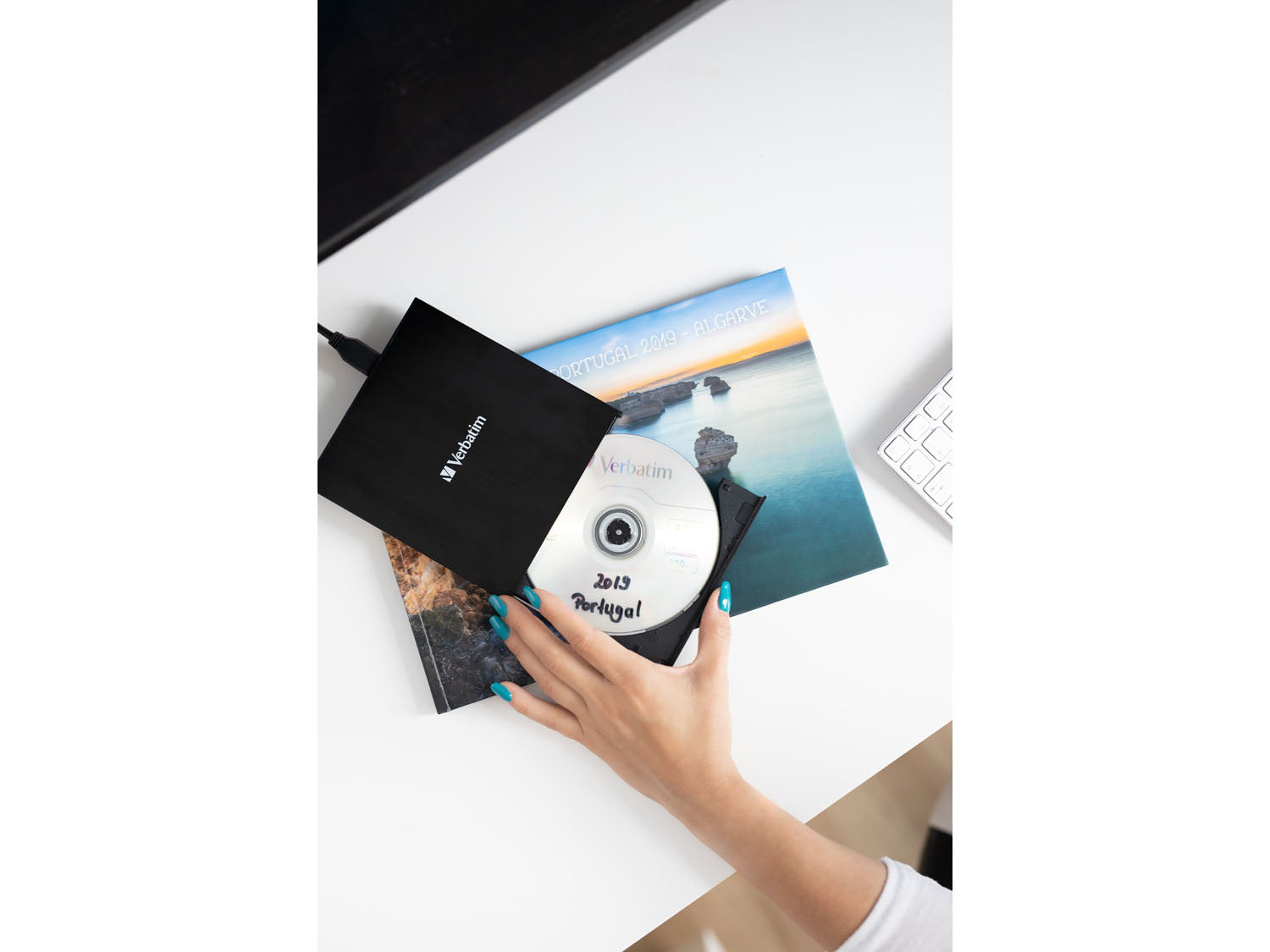 Verbatim Mobile DVD ReWriter USB 2.0 Black (Light Version)