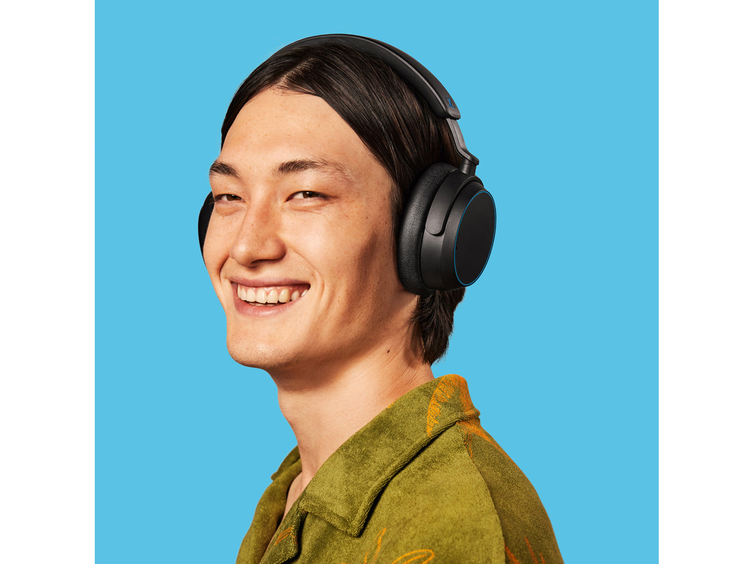 Sennheiser ACCENTUM Wireless, Black limited edition