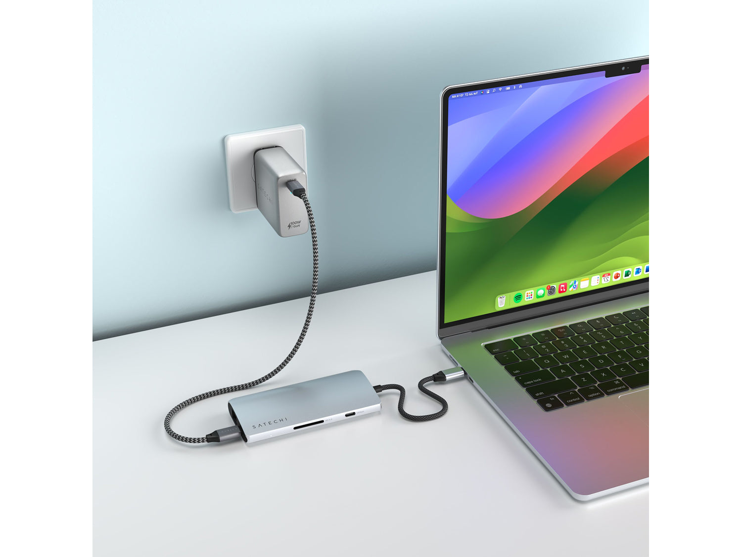 Satechi USB-C многопортов адаптер 8K с Ethernet V3 - Silver