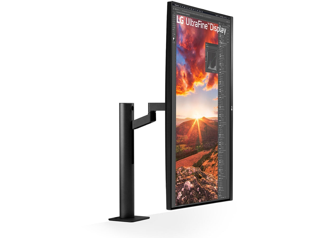 LG UltraFine™ 32UN880K-B