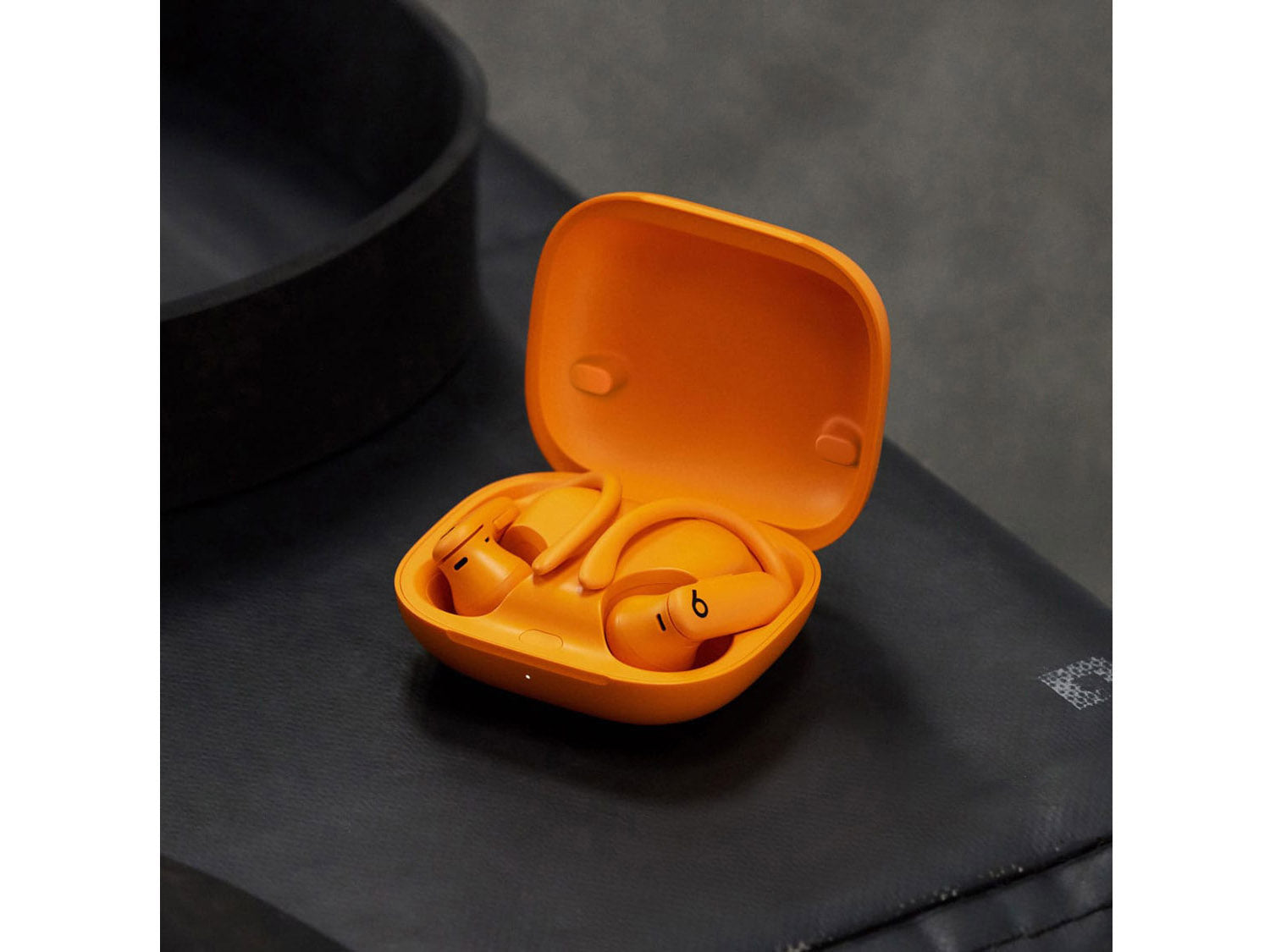 Beats Powerbeats Pro 2, Electric Orange