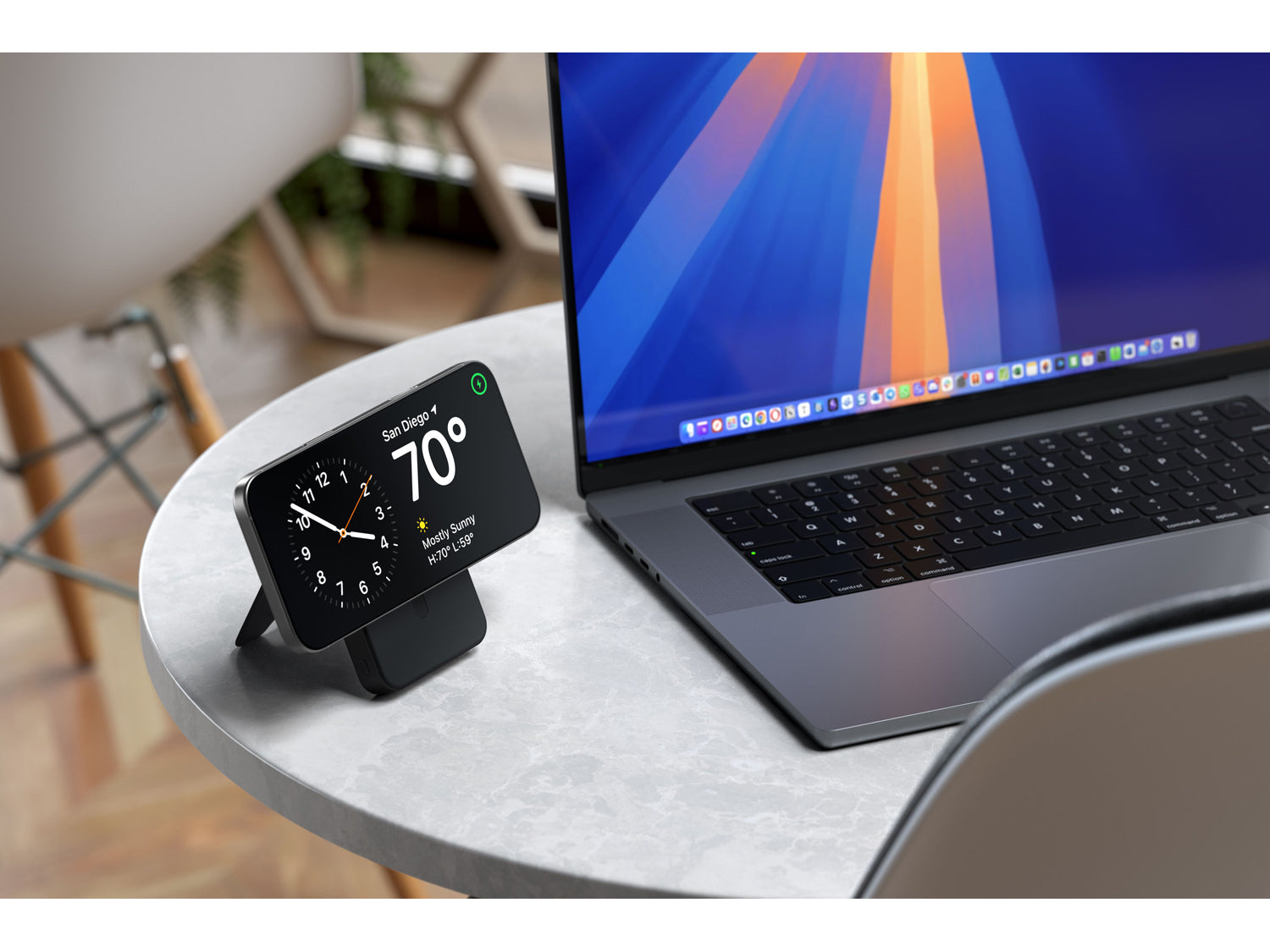 Satechi Qi2 10K Magnetic Power Bank with Stand - Black