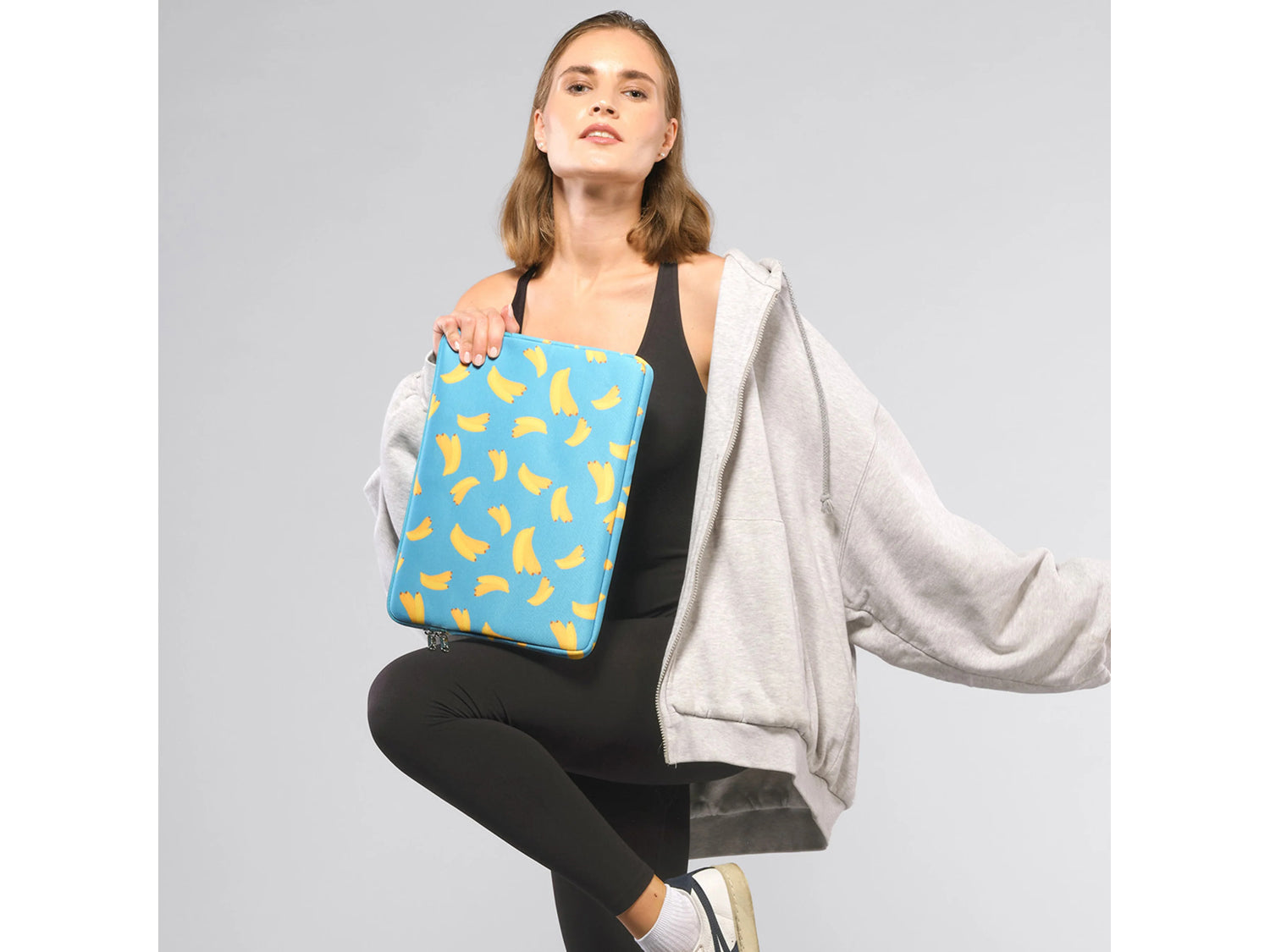 Bombata Fruits Sleeve, Banana 13-14"