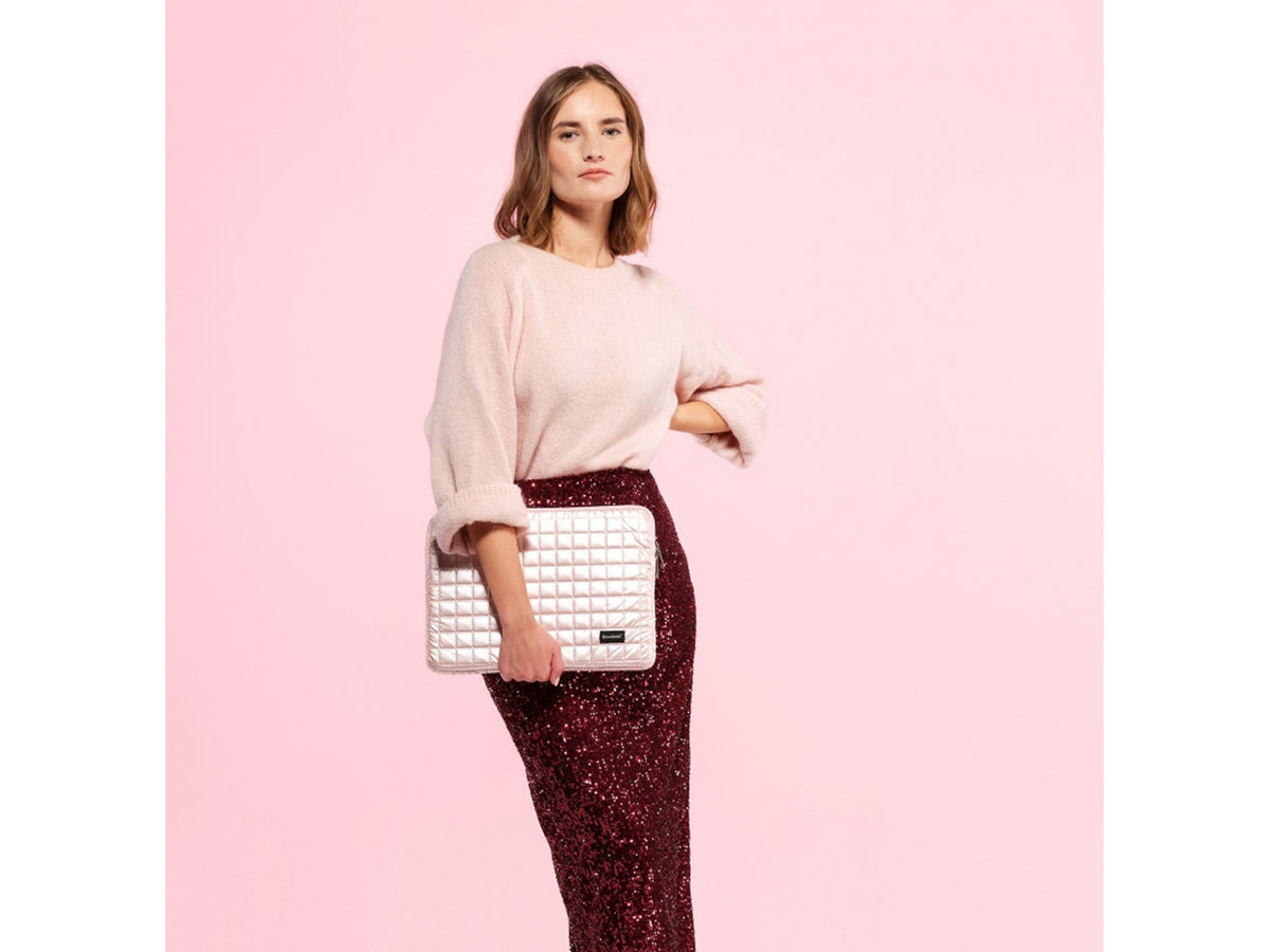 Bombata Sleeve 100gr 15.6" - 16" Pink