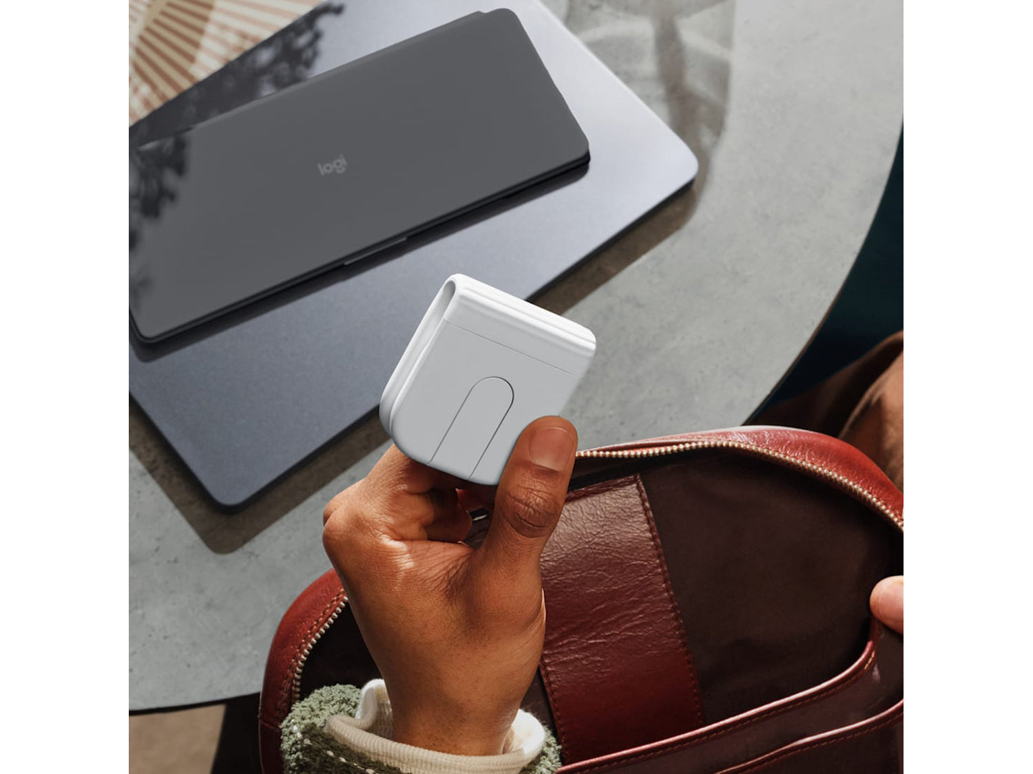 Logitech Mobi Fold, Off White