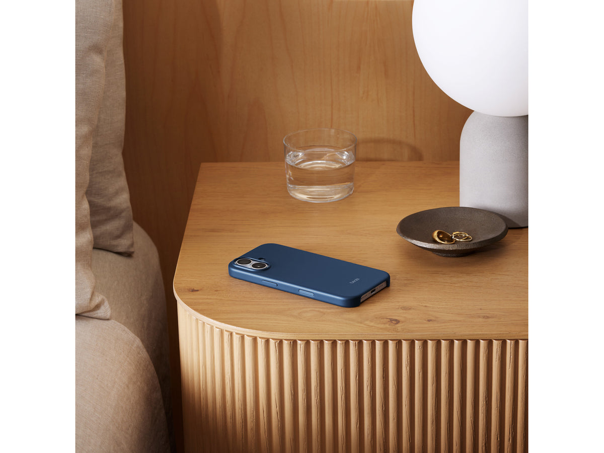 Beats iPhone 17 Case with MagSafe and Camera Control — Bedrock Blue
