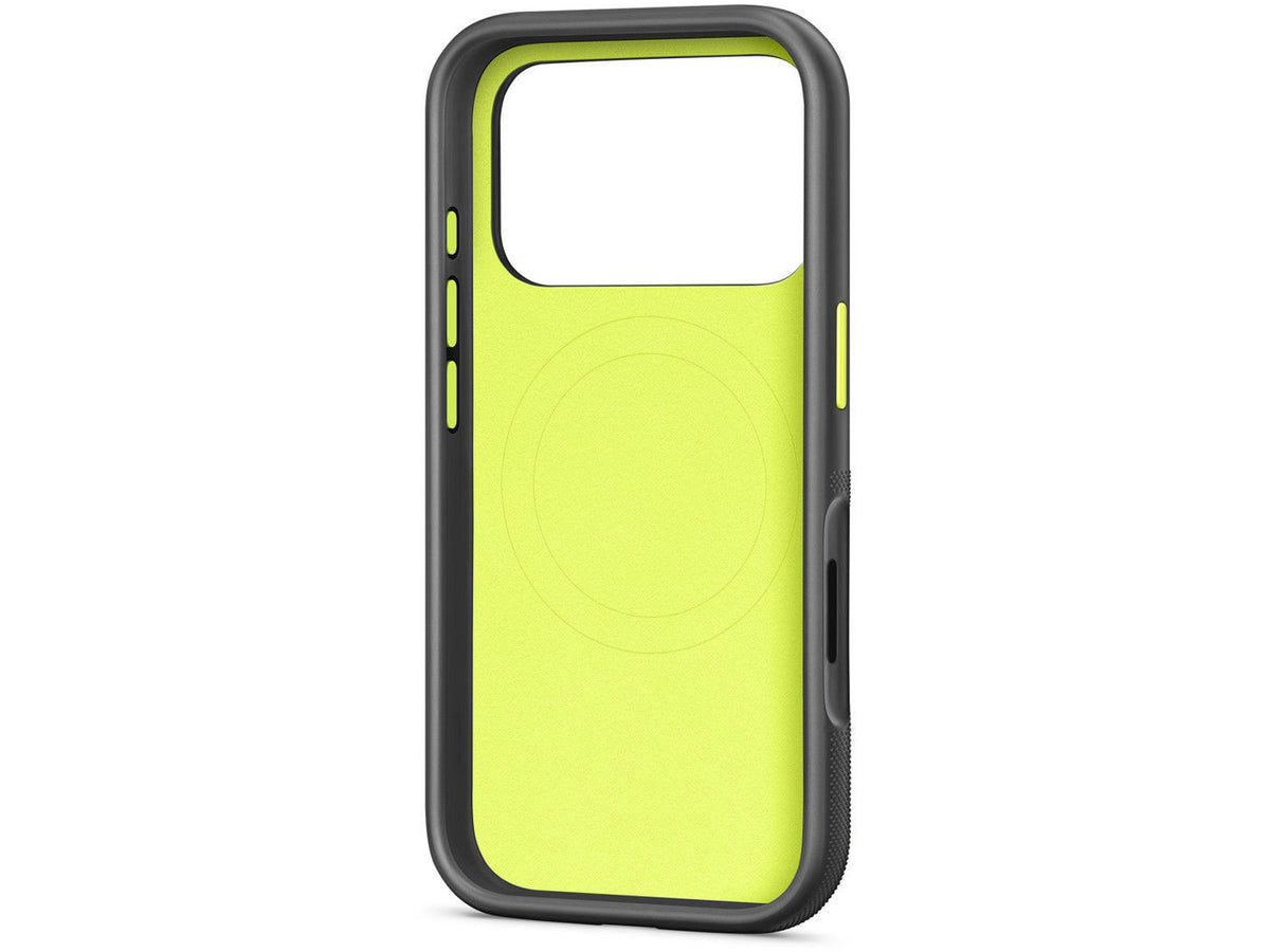 Beats iPhone 17 Pro Rugged Case with MagSafe and Camera Control – Everest Black