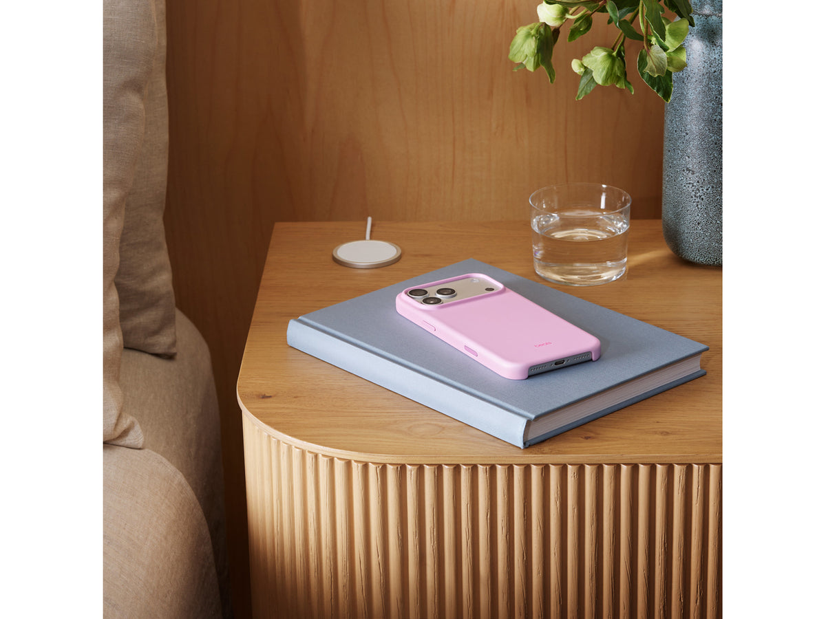 Beats iPhone 17 Pro Max Case with MagSafe and Camera Control - Pebble Pink
